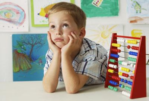 idee-per-combattere-la-noia-dei-bambini-in-casa